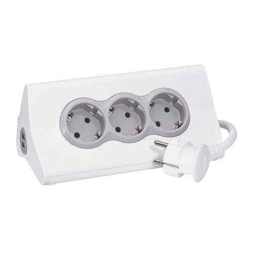 1050319 LEGRAND РАЗКЛОНИТЕЛ 3 СЪС ЗАЩИТА 1,5м ПИРАМИДА 2USB 694810 