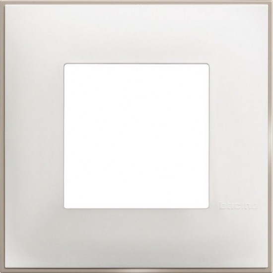 105000565 Bticino РАМКА-1 2М Classia БЯЛ САТЕН R4802WS LEGRAND